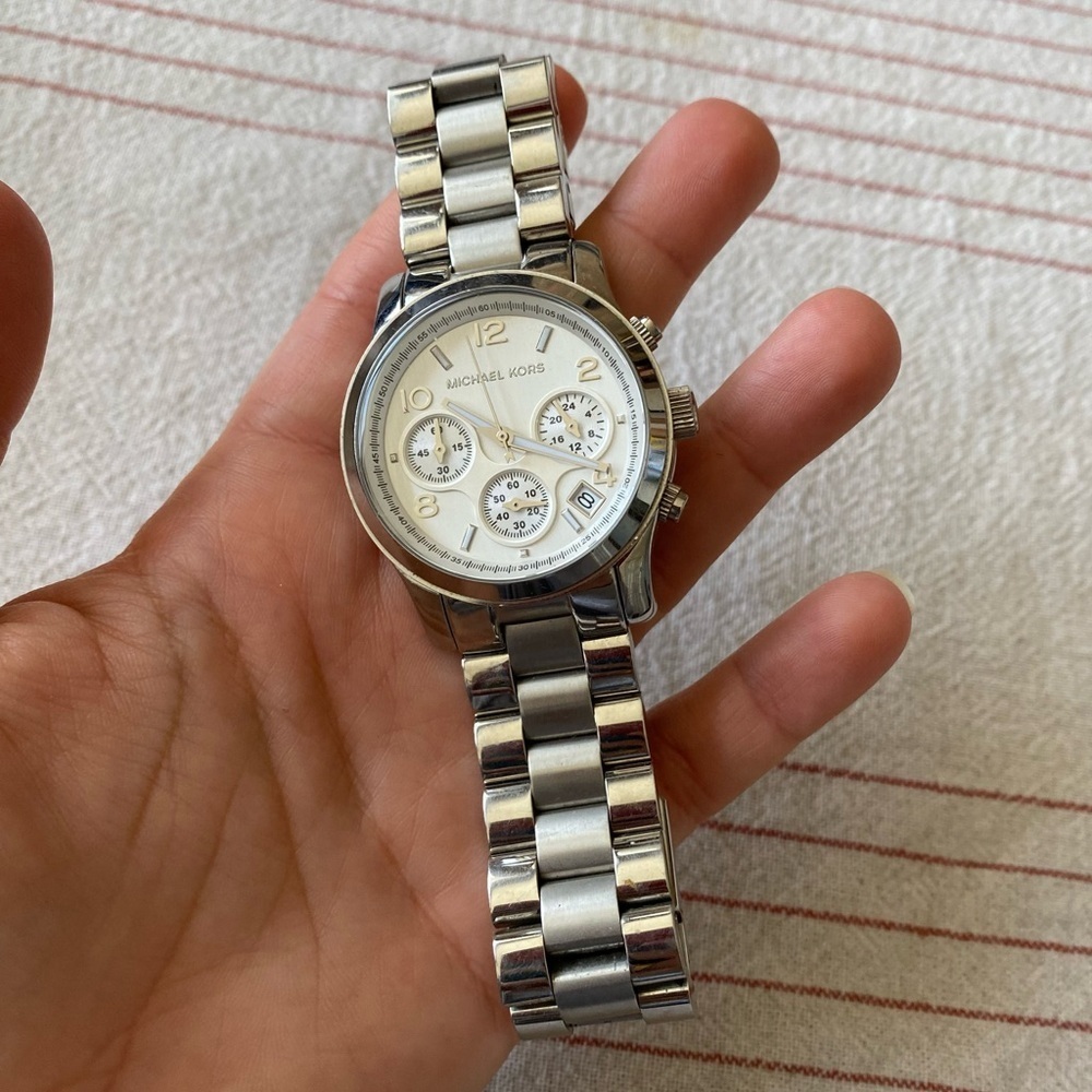 Michael Kors Women’s chronograph watch MK5076 stainless steel - Picture 2 of 7